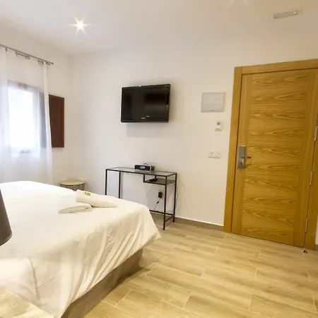 Lucero 12 Guest house